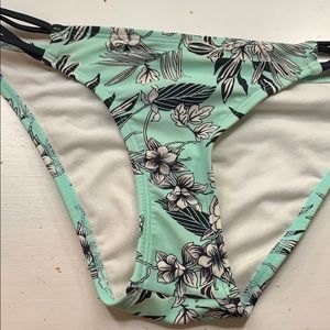 Xhilaration bathing suit bottom